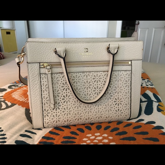 (Sold) Kate Spade Summer Shoulder Bag with Handle - Picture 2 of 5
